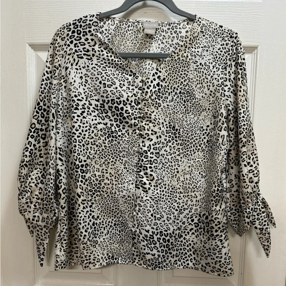 Chicos Petite Animal-Print Tie-Sleeve Button Top Size 1 US Med 8/10 Cheetah - Picture 1 of 9